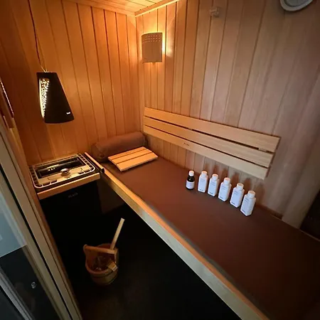 A&b Wellness 12 Personen Vakantiehuis